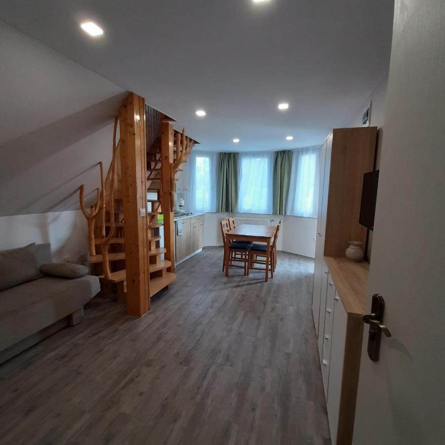 בלטונללה Ancsi Apartmanhaz מראה חיצוני תמונה